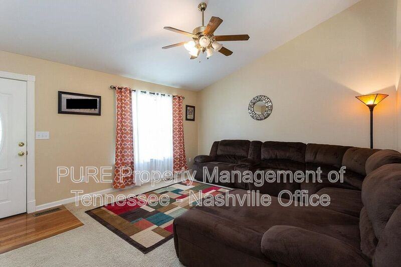 402 Due Ln - Photo 4 of 42