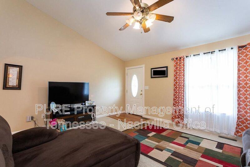 402 Due Ln - Photo 5 of 42