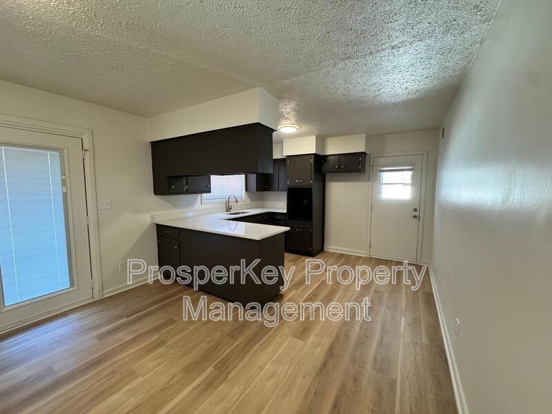 2119 Shelby St - Photo 6 of 19