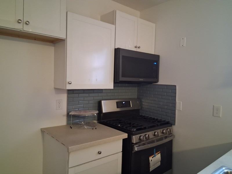 112 S 6th St - Photo 4 of 10