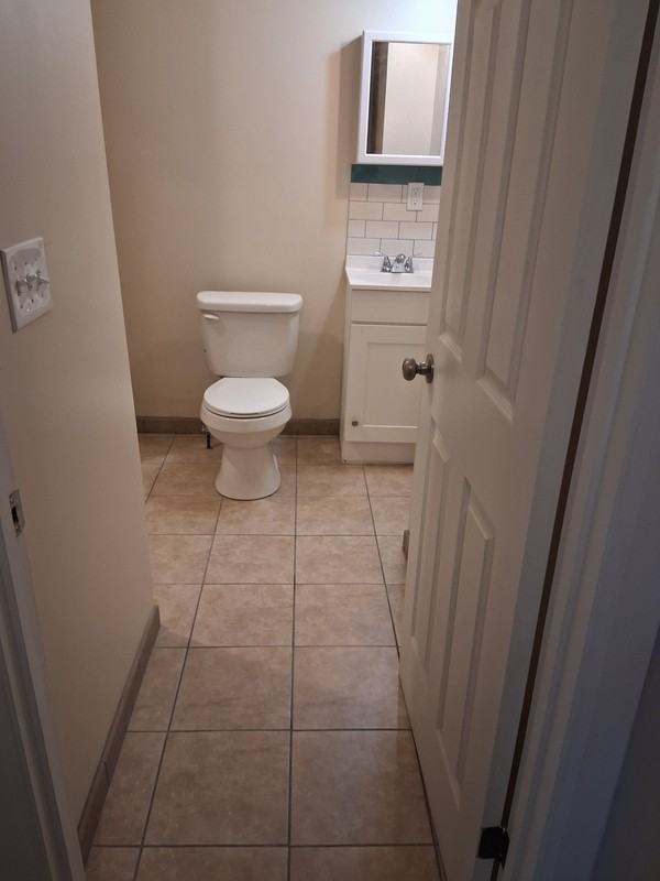 112 S 6th St - Photo 7 of 10