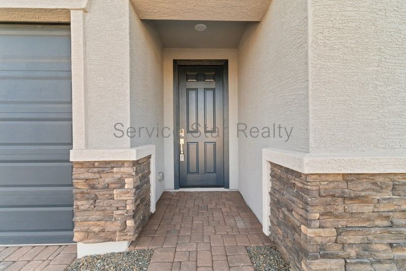 8629 W Warner St - Photo 3 of 20