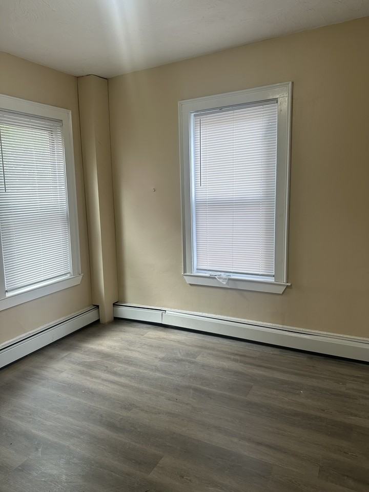 Dewey St #3 - Photo 4 of 13