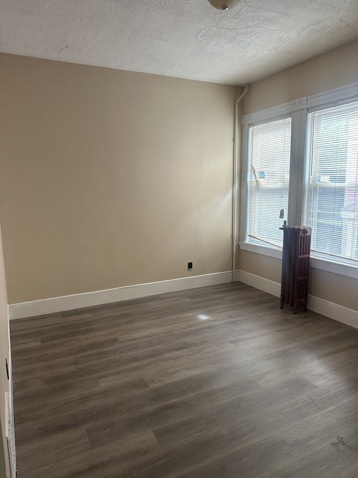 Dewey St #3 - Photo 6 of 13