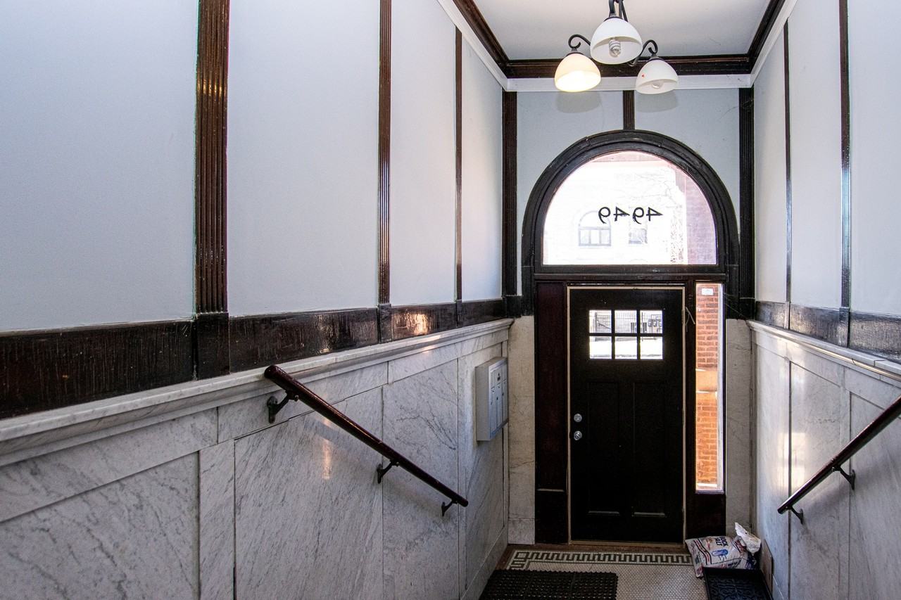 4949 S Forrestville Ave #2 - Photo 6 of 21