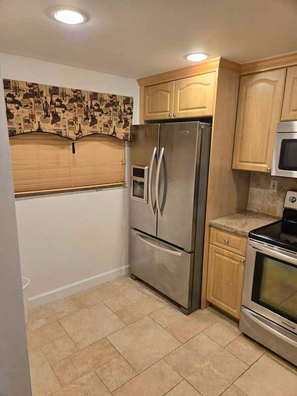 9531 Seagrape Dr ##205 - Photo 4 of 36