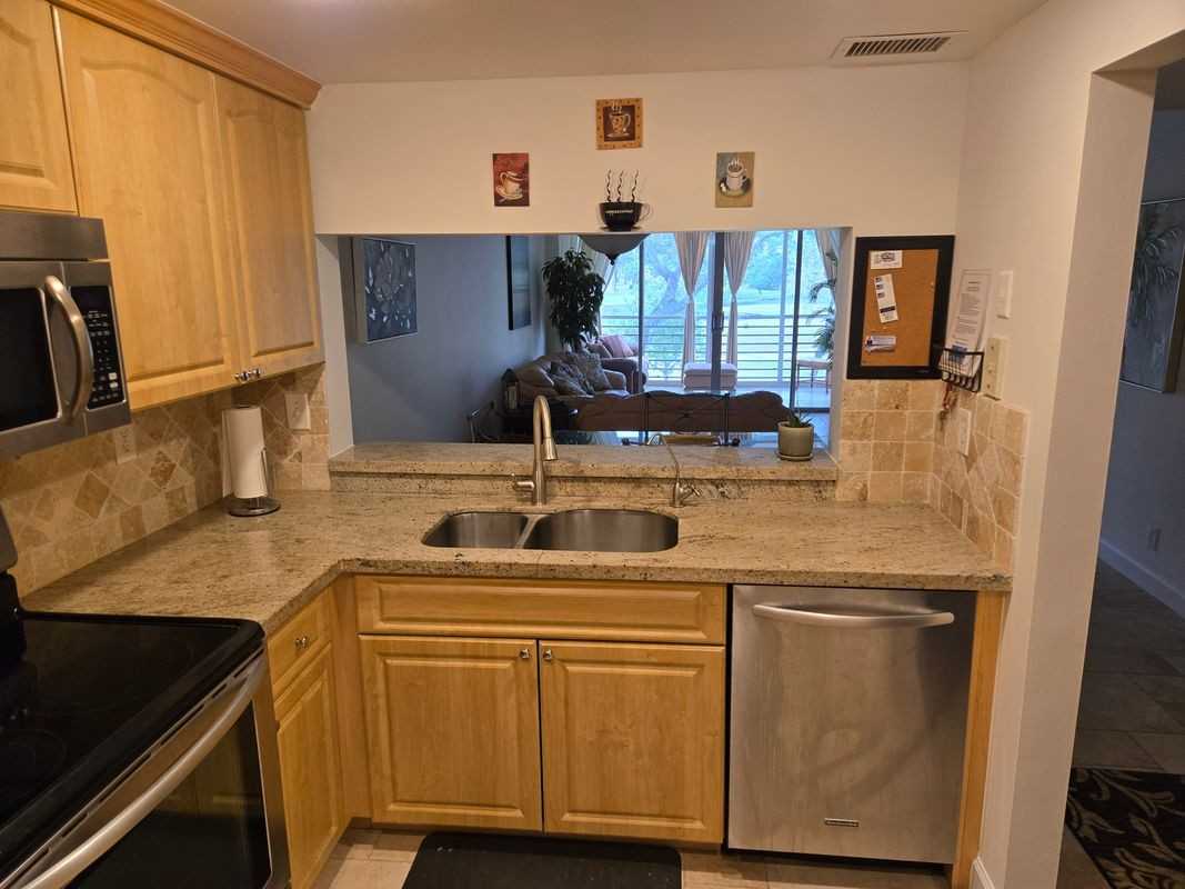 9531 Seagrape Dr ##205 - Photo 5 of 36