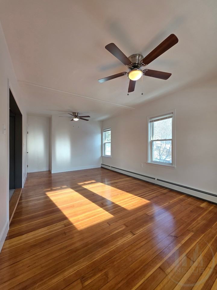 49 Fenwood Ave - Photo 5 of 11