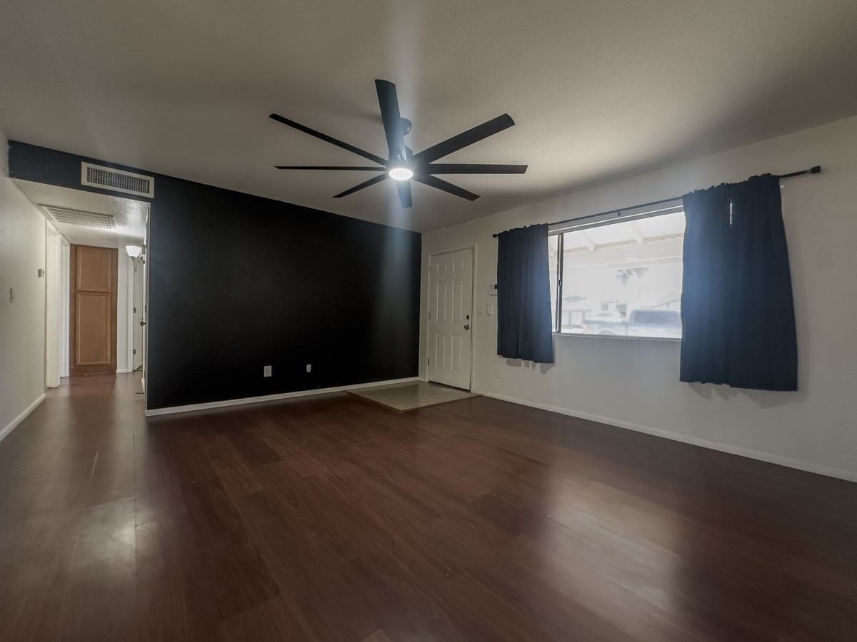 8514 W Golden Ln - Photo 2 of 16