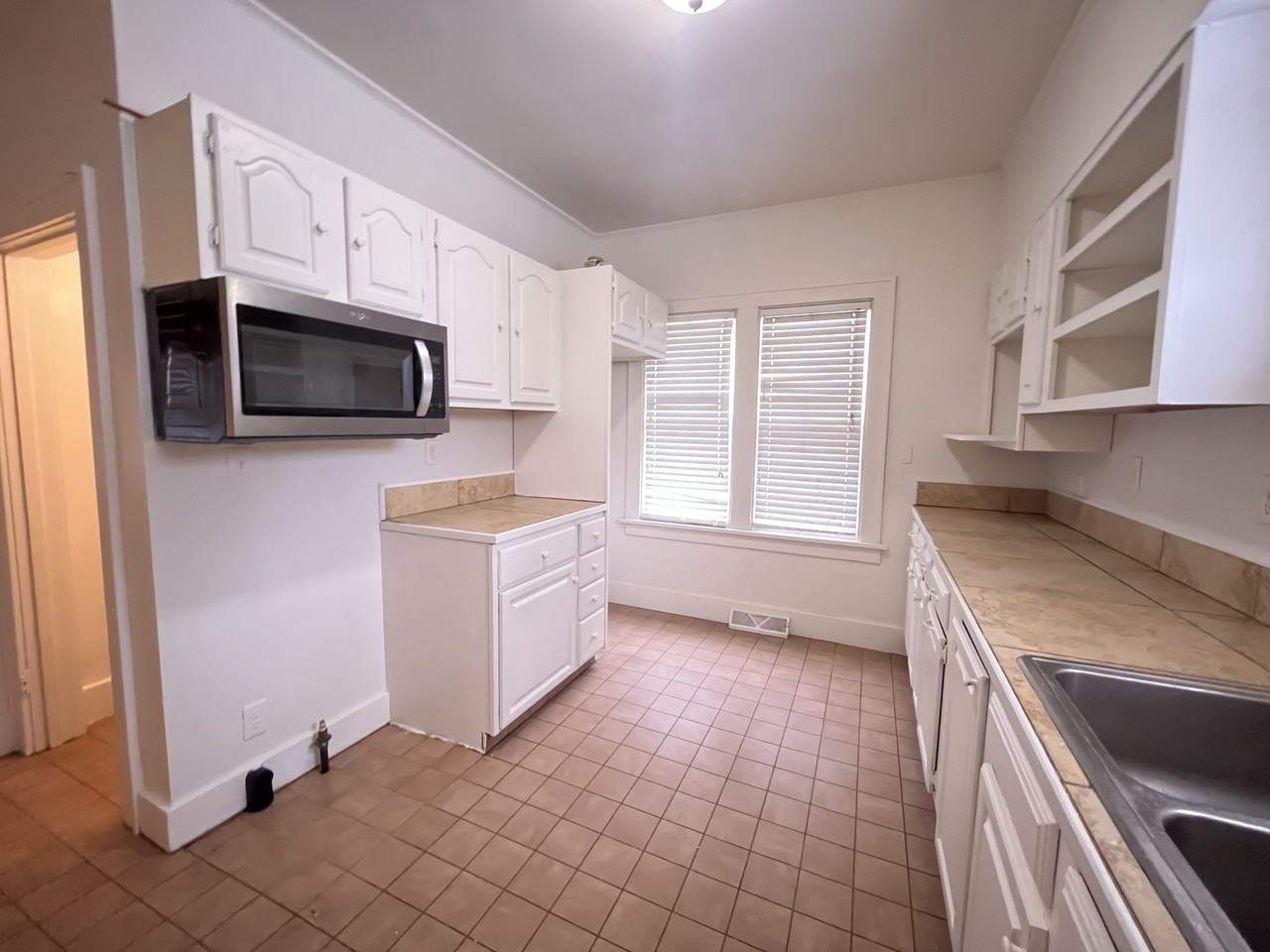 80 Crescent Ave - Photo 5 of 17