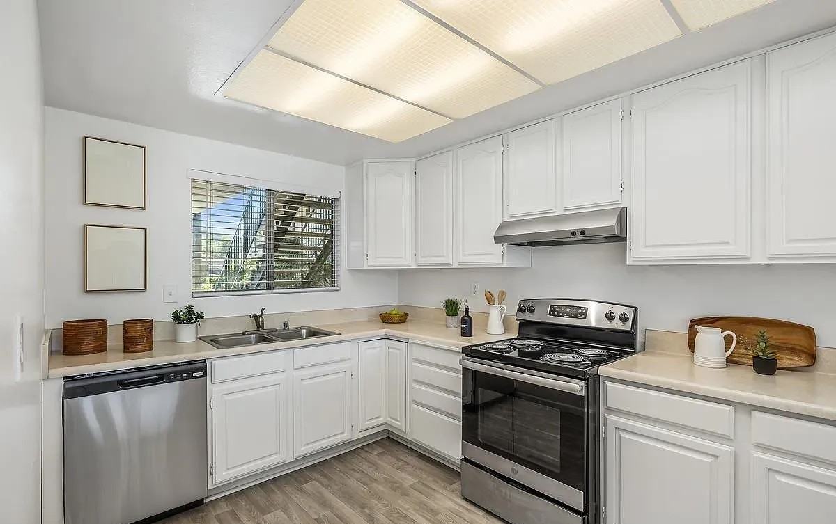 4095 Bonita Rd #3A - Photo 6 of 7