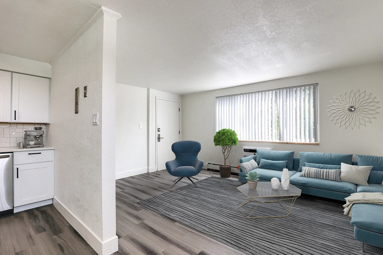 2441 S York St - Photo 7 of 10