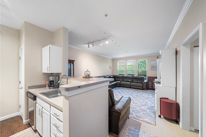 100 Exchange St #2844Q - Photo 7 of 11