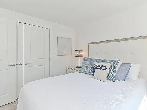 150 Water St - Photo 4 of 11