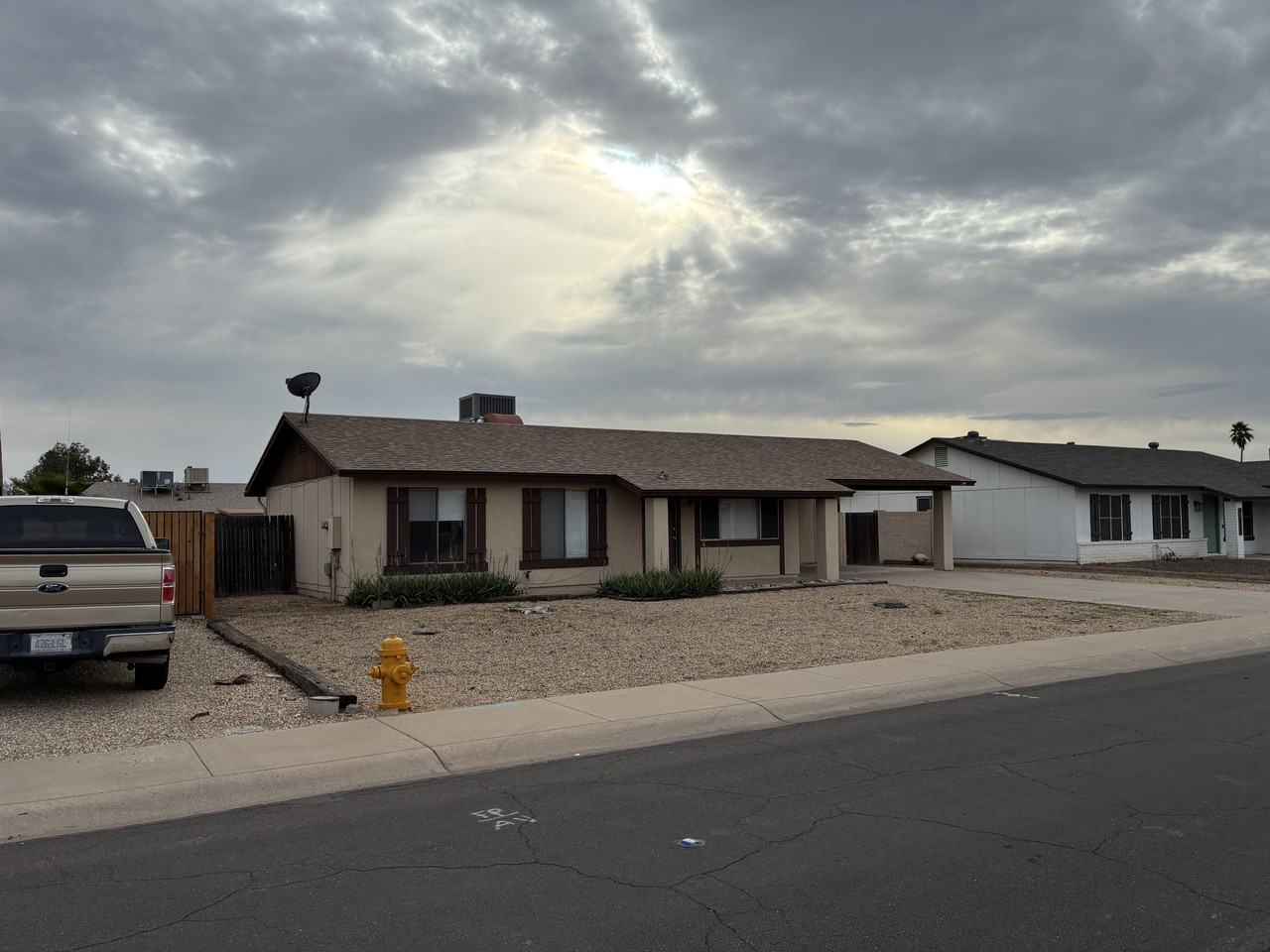 7215 W Vogel Ave - Photo 3 of 33