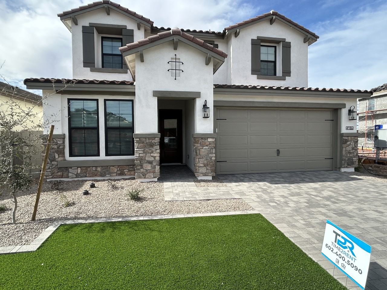 4186 S Springs Dr - Photo 3 of 50