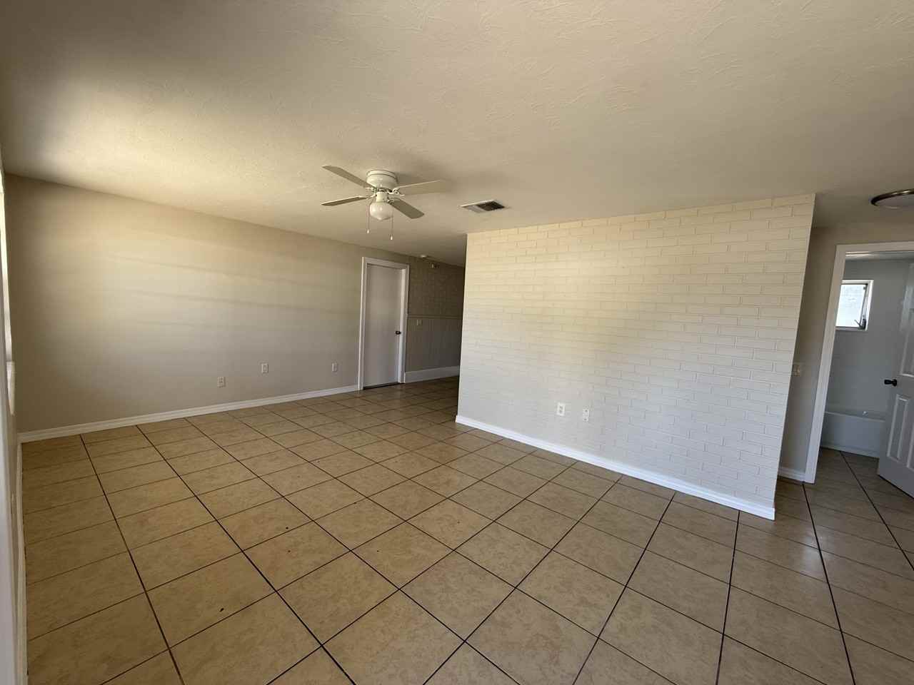 6627 Jackson St - Photo 2 of 14