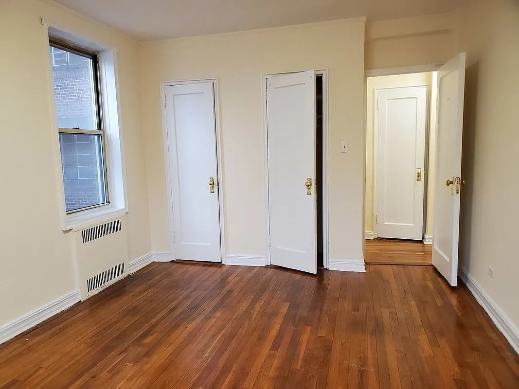 4143 39th Pl #1K - Photo 5 of 12