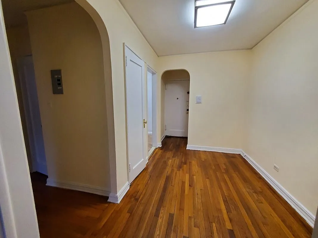 4143 39th Pl #1K - Photo 6 of 12