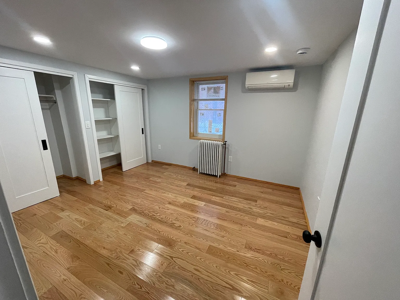 2544 Yates Ave #3 - Photo 5 of 9