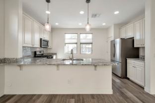 1540 N Balboa - Photo 1 of 1