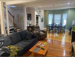featured image of 44 Mozart St #3