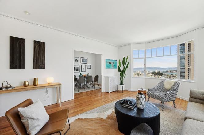 1101 Green St - Photo 2 of 14