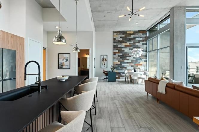 1050 Island Ave - Photo 4 of 15