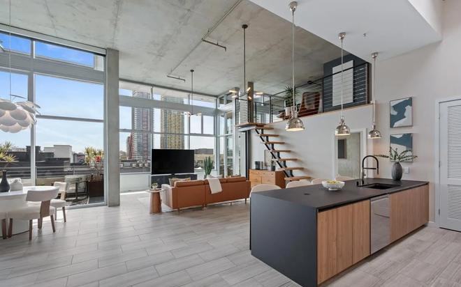 1050 Island Ave - Photo 5 of 15