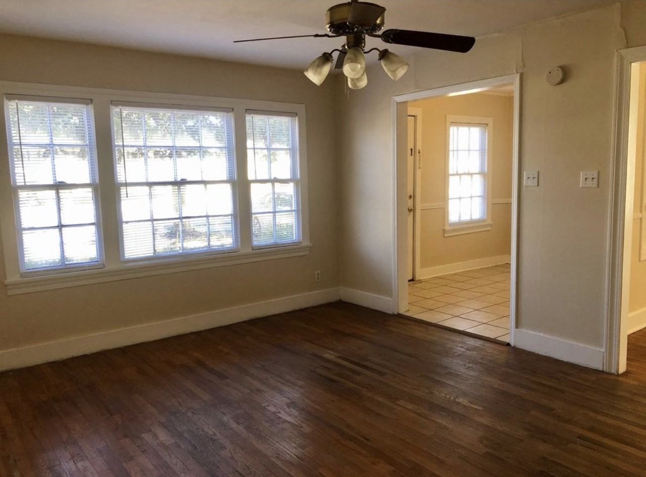 208 S 23rd Ave - Photo 2 of 8