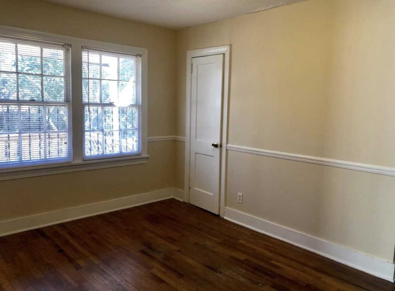 208 S 23rd Ave - Photo 3 of 8