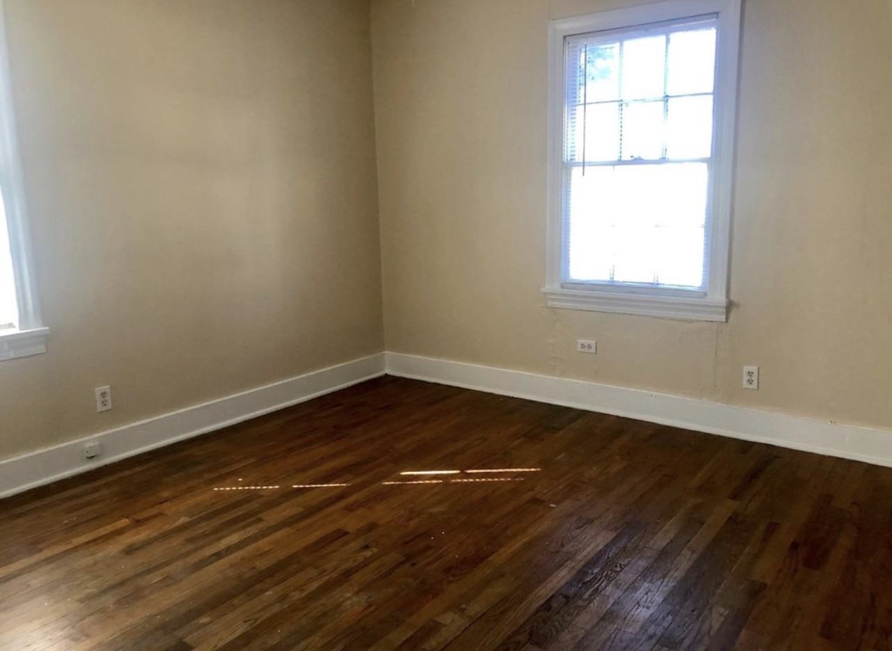 208 S 23rd Ave - Photo 4 of 8