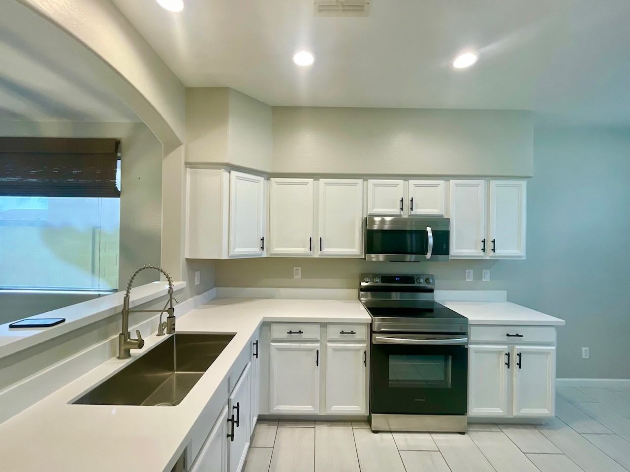 18123 W Cardinal Dr - Photo 2 of 41