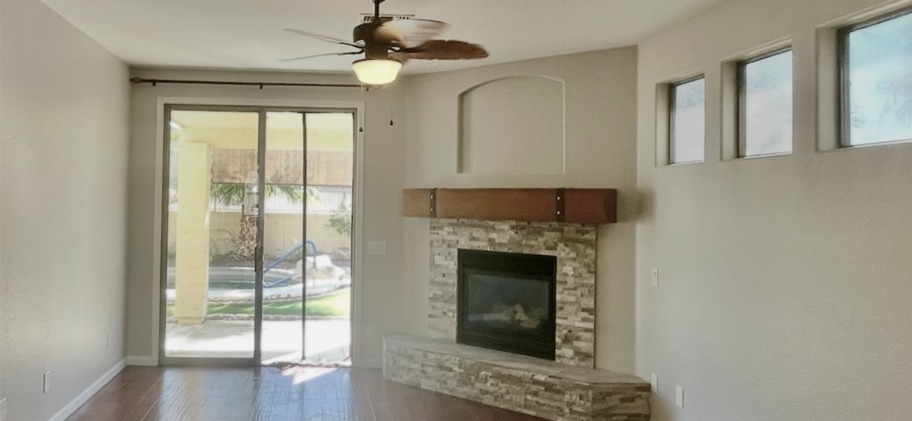 18123 W Cardinal Dr - Photo 4 of 41