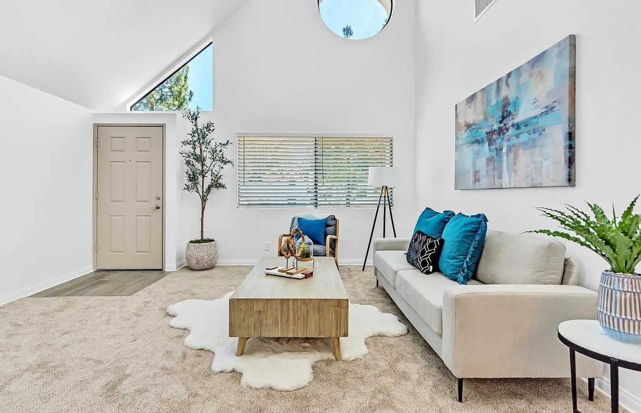 17945 Caminito Pinero #276 - Photo 5 of 21