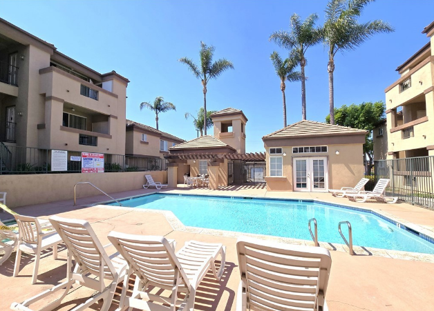 21415 S Vermont Ave #12 - Photo 6 of 16