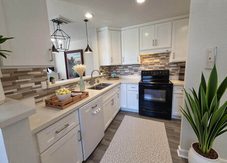 7148 Dublin Meadows St #E - Photo 4 of 16