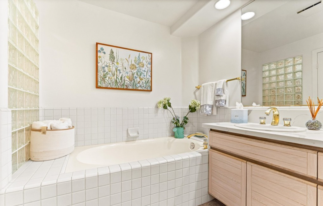 2243 Martin #415 - Photo 7 of 10