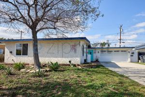 featured image of 915 N Holly St #1