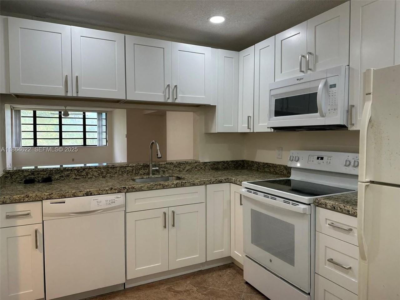 3150 Nw 42nd Ave - Photo 6 of 20