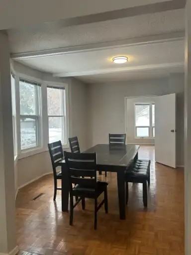 10958 81 Ave Nw - Photo 2 of 8