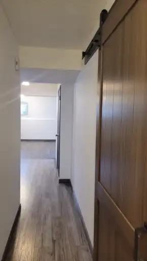 125 Eton Rd W #B - Photo 5 of 11