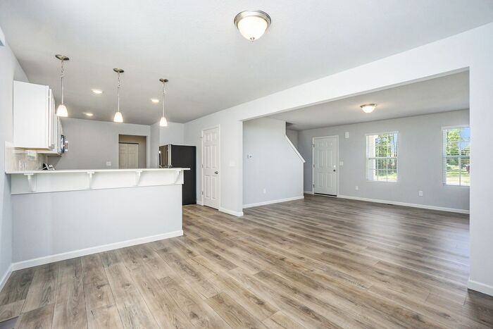 2808 Sanderling Court Northeast - Photo 6 of 23