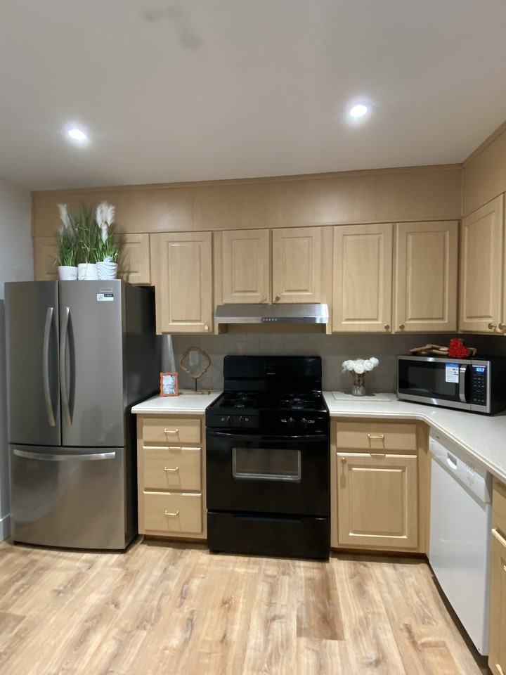 61 Fulton St #NA - Photo 3 of 12