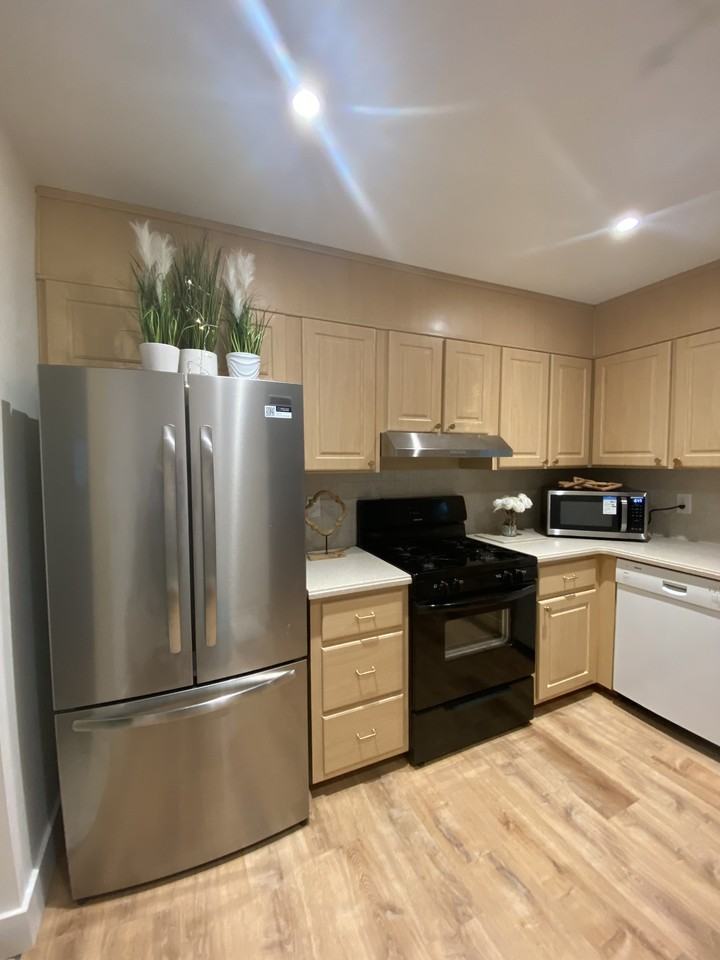 61 Fulton St #NA - Photo 4 of 12