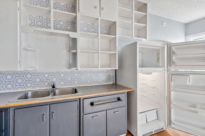 220 S Bower Ave #1 - Photo 4 of 15