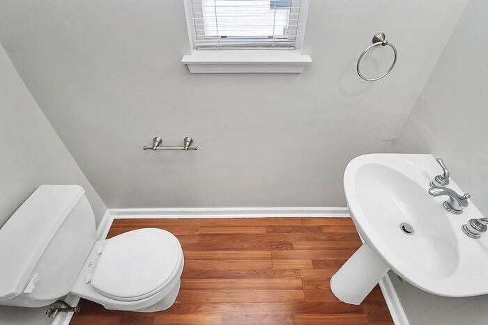 1040 Crestdale Crossing Dr - Photo 7 of 32