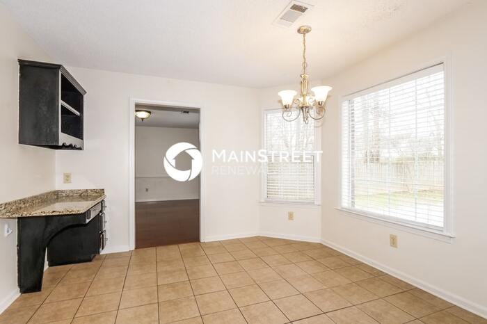 207 E Pecan Valley St - Photo 5 of 19