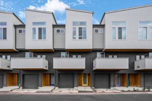 featured image of 814 N Bluff Dr #95