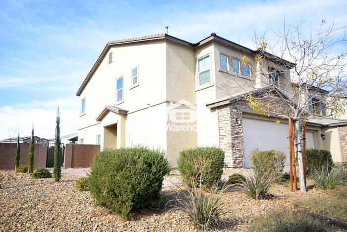 7005 Judith River St - Photo 5 of 46